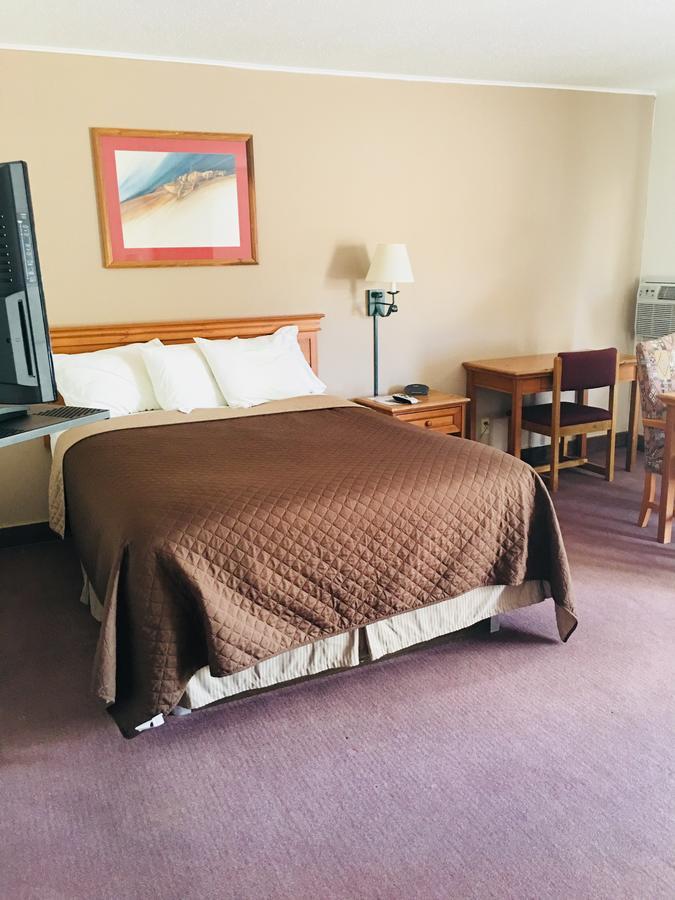 Redwood Arms Motel Paonia 외부 사진